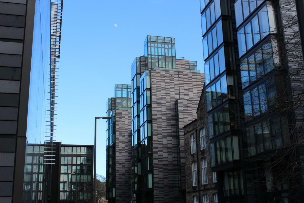 2 Bed Apartment At Quartermile Эдинбург Экстерьер фото