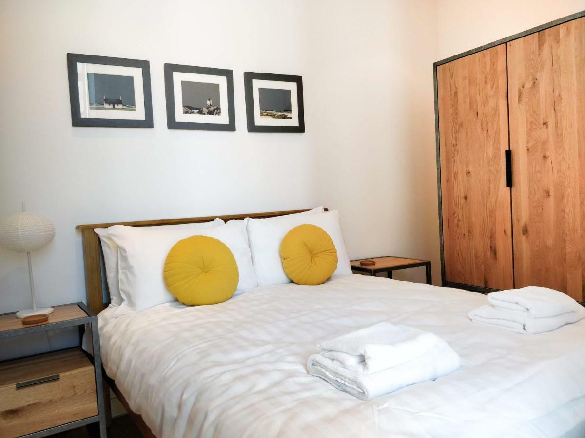 2 Bed Apartment At Quartermile Эдинбург Экстерьер фото